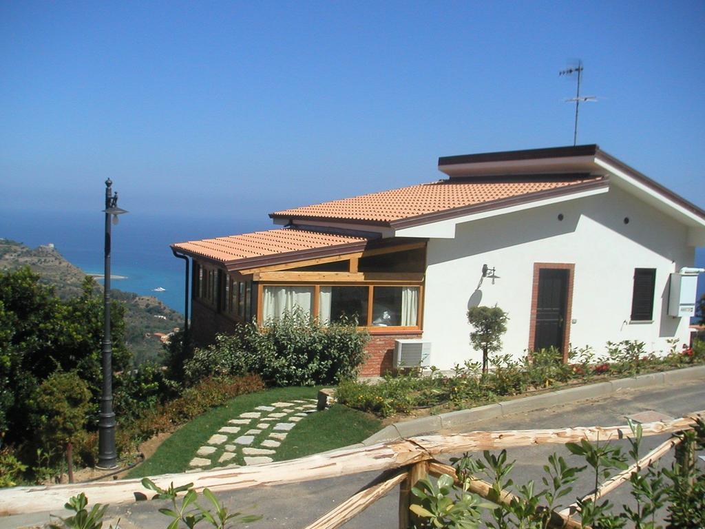 Residence Galati Capo dʼOrlando Exterior foto